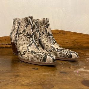 Sam Edelman ankle boots